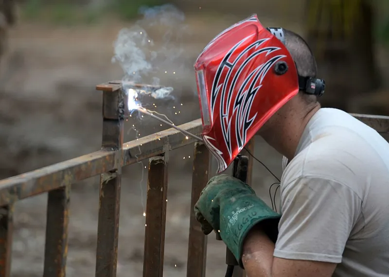 The Site Supervisor's Confession: What Crews Whisper About Their Best Clients